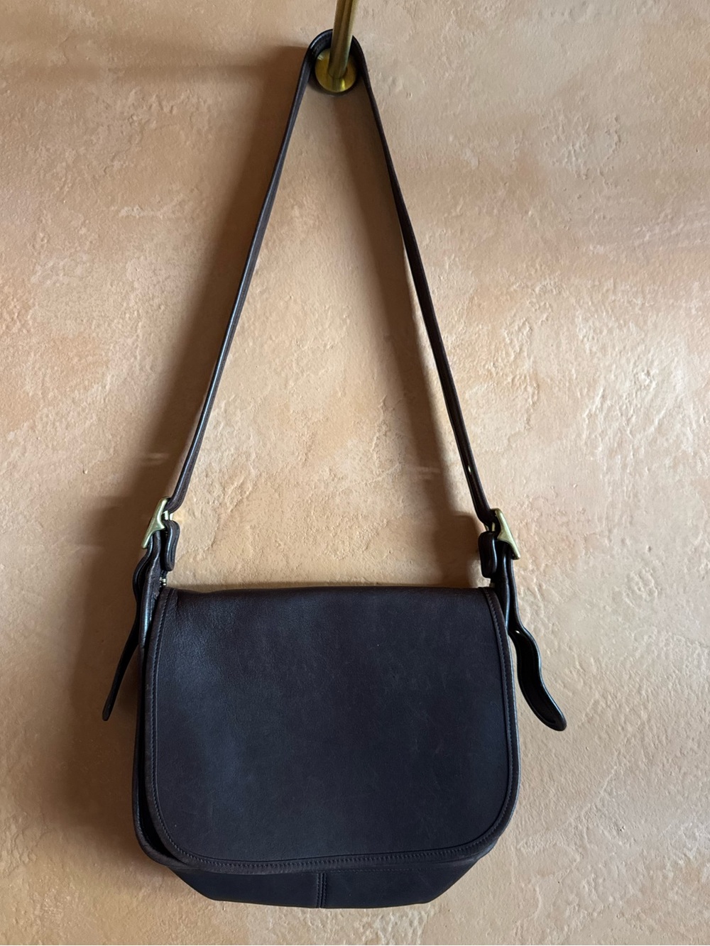 Vintage Coach Patricia’s Legacy 9951 Brown Leather Crossbody Bag
